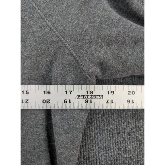 Womens Under Armour Legacy Sweatshirt Size M Gray East 33rd St - Picture 8 of 9